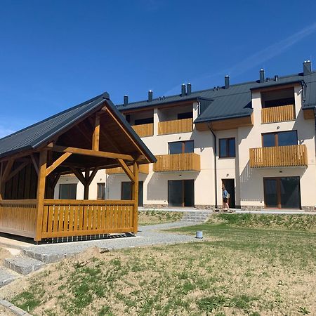 Apartman Mavis Kasperske Hory Esterno foto