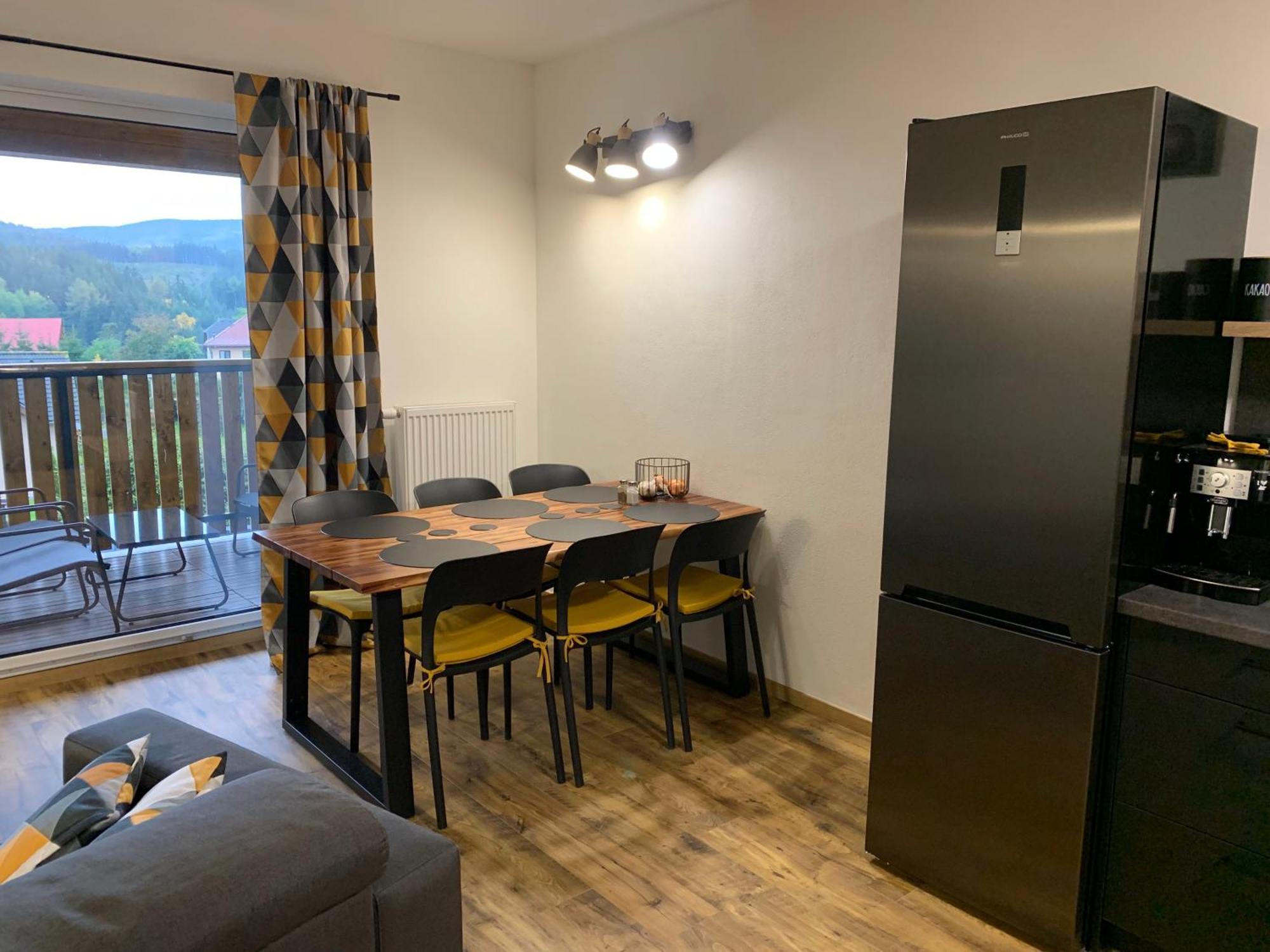 Apartman Mavis Kasperske Hory Esterno foto