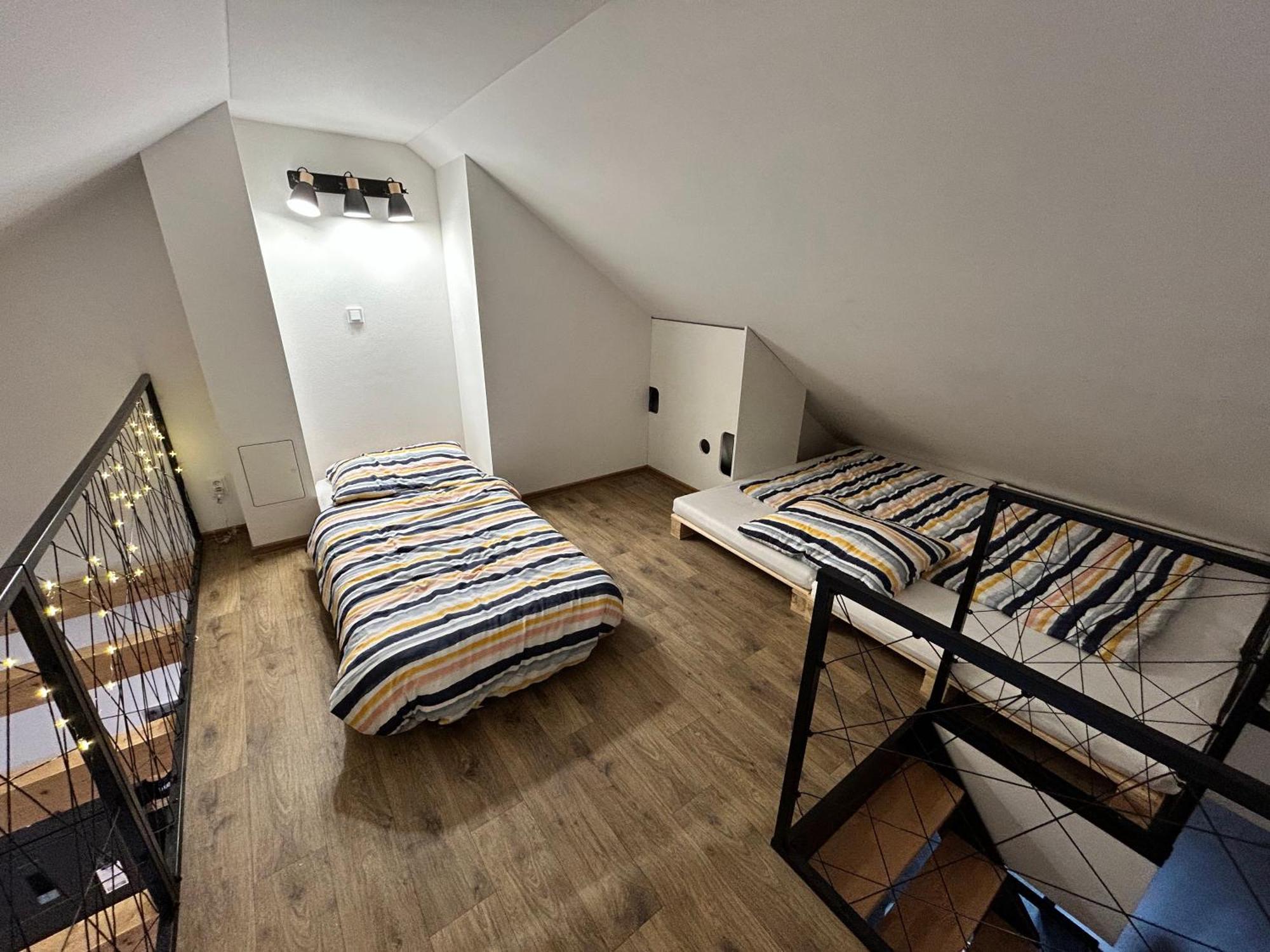 Apartman Mavis Kasperske Hory Esterno foto